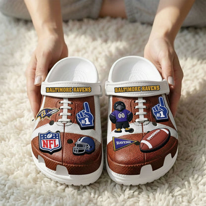 PREMIUM NFL X BAL CLOGS WITH CHARMS NDT NHM